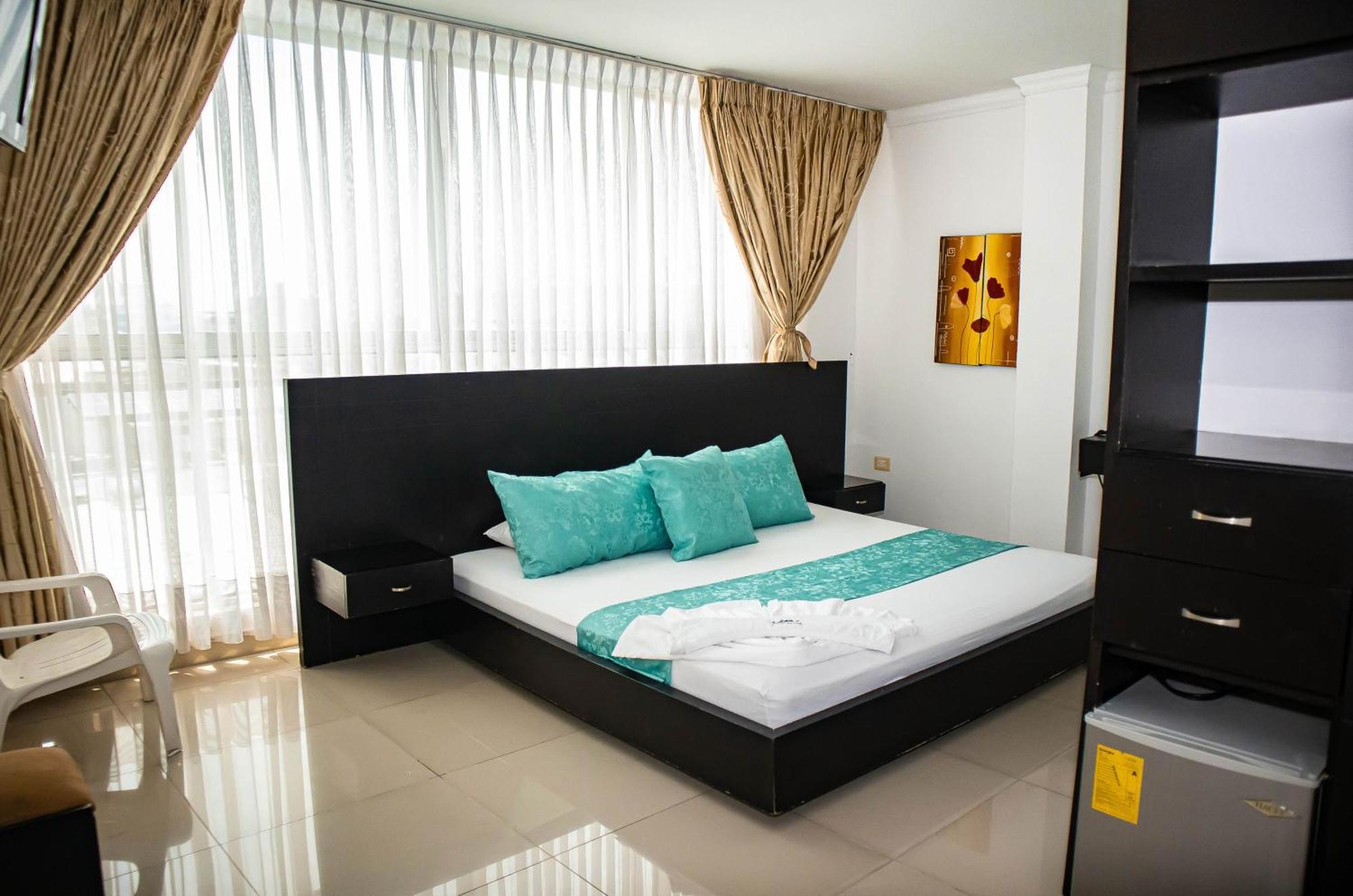 נייבה Hotel Abadia מראה חיצוני תמונה